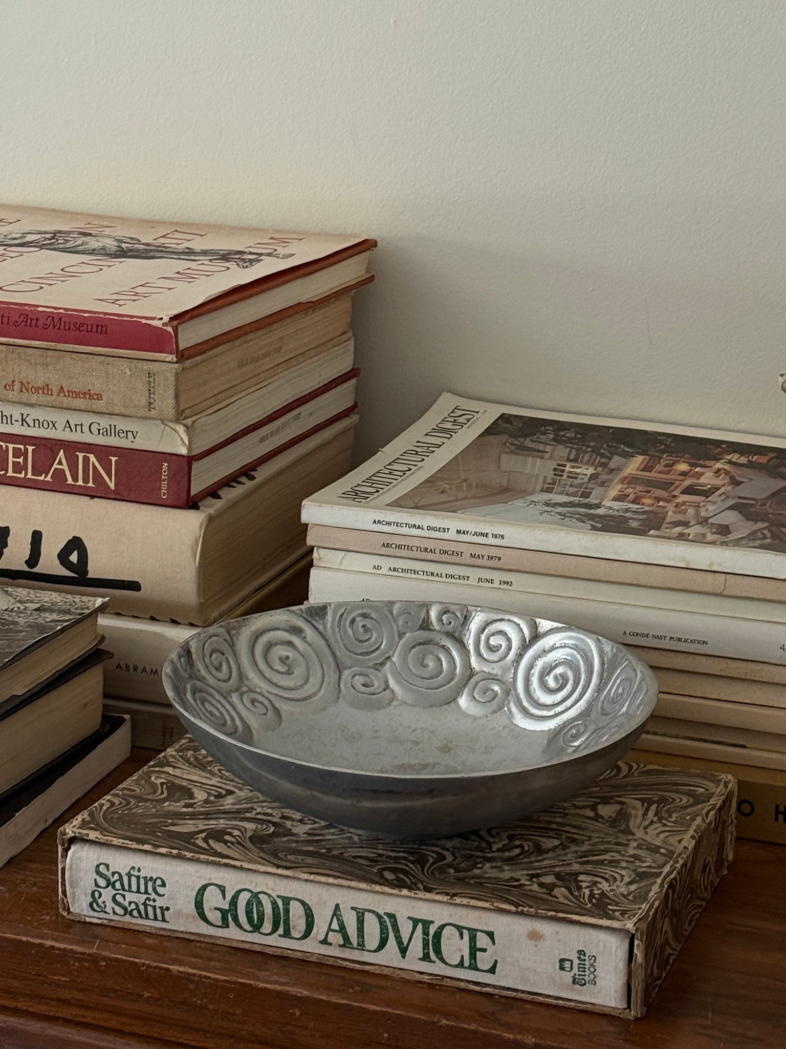Swirl bowl