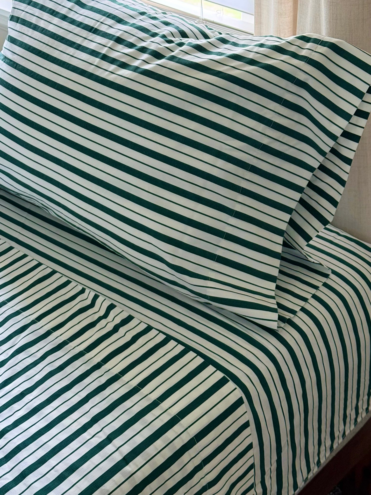 Green striped sheet set