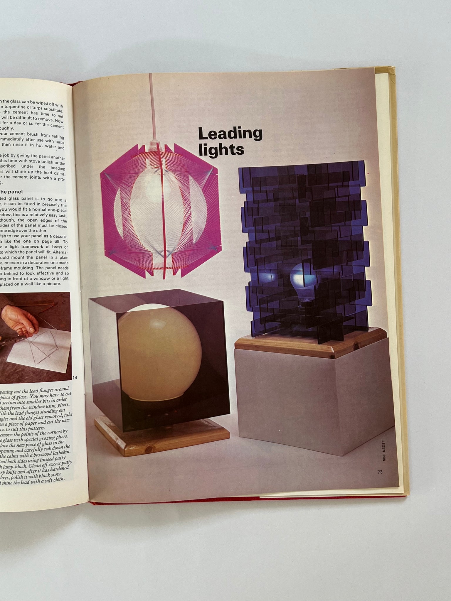 Home decorating using light