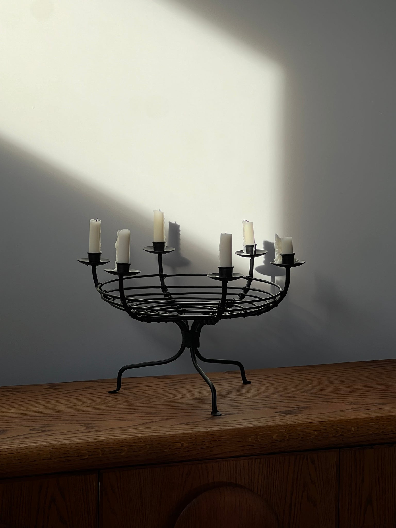 candelabra fruit basket