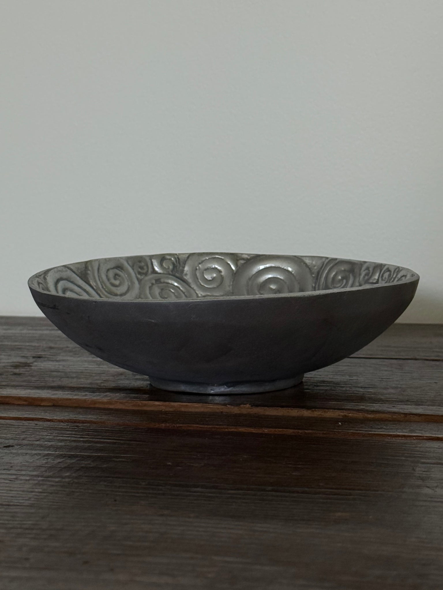Swirl bowl
