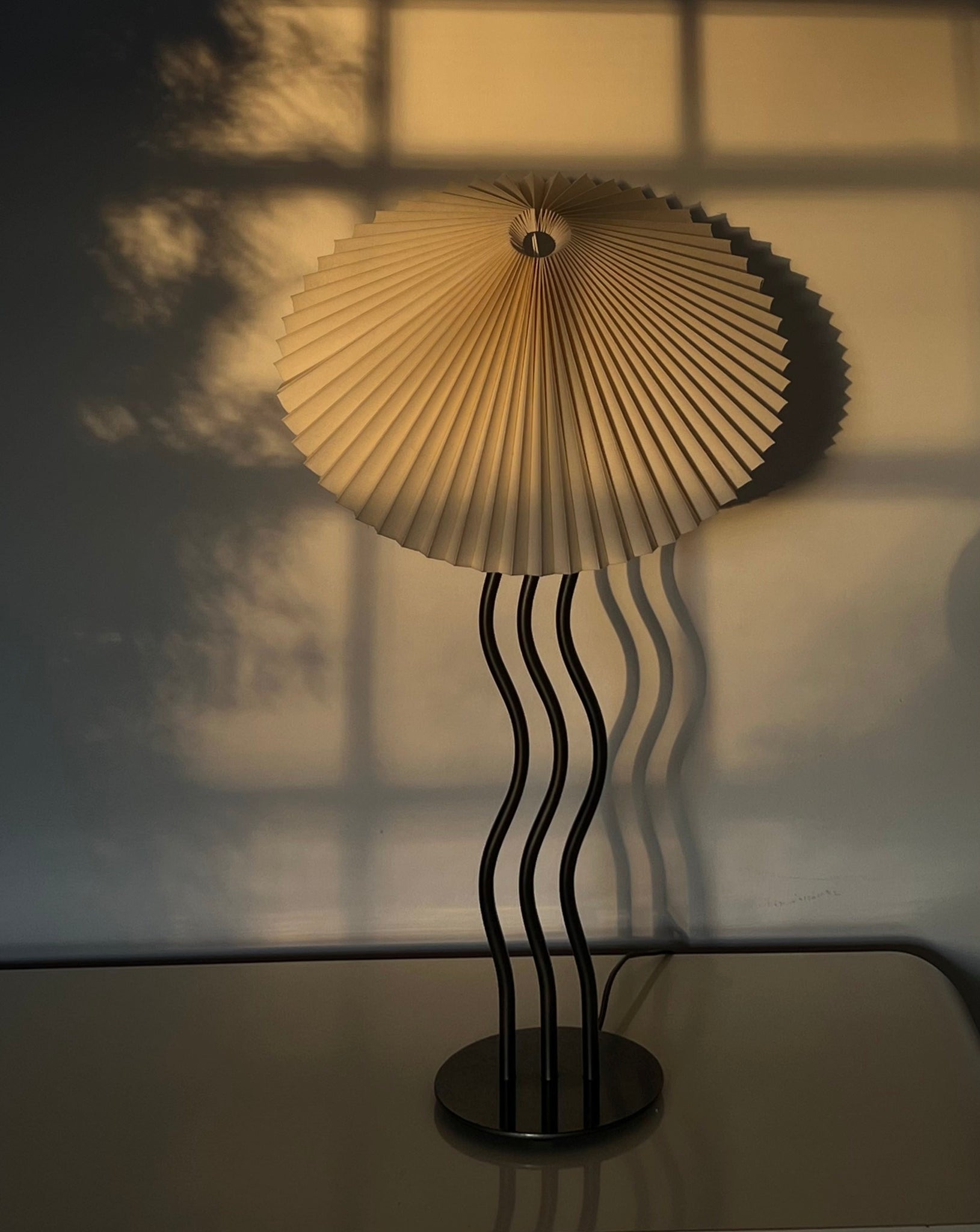 Post Modern Squiggle Lamp