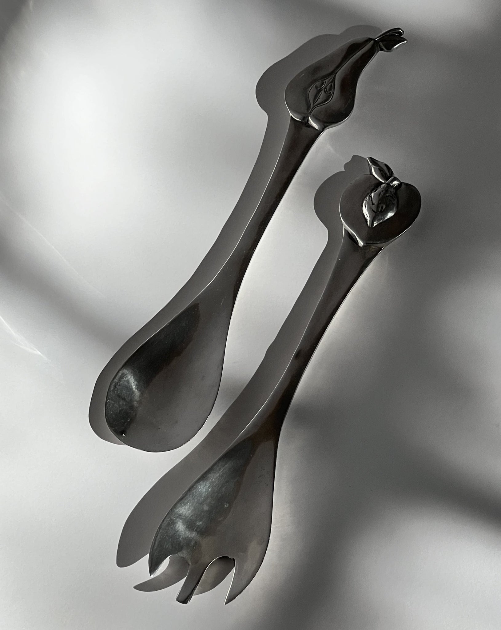 Fruit salad servers