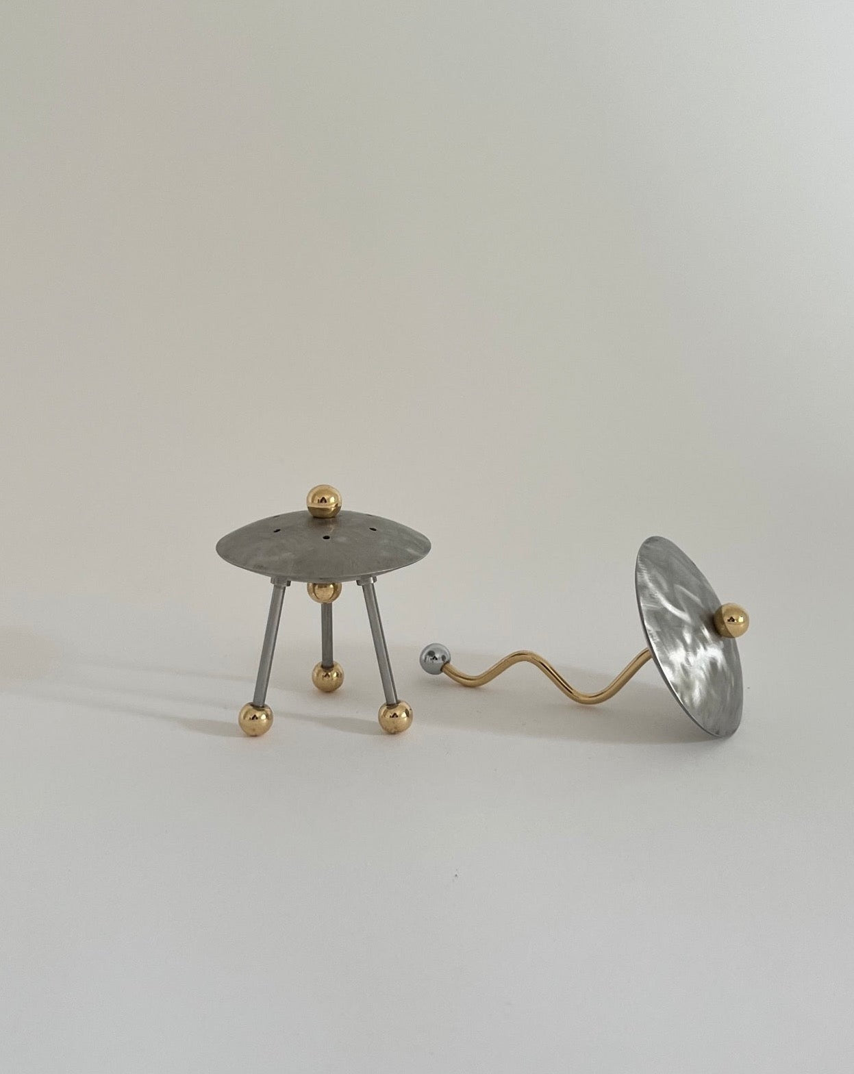 BRUCE R MACDONALD UFO SALT & PEPPER SHAKERS