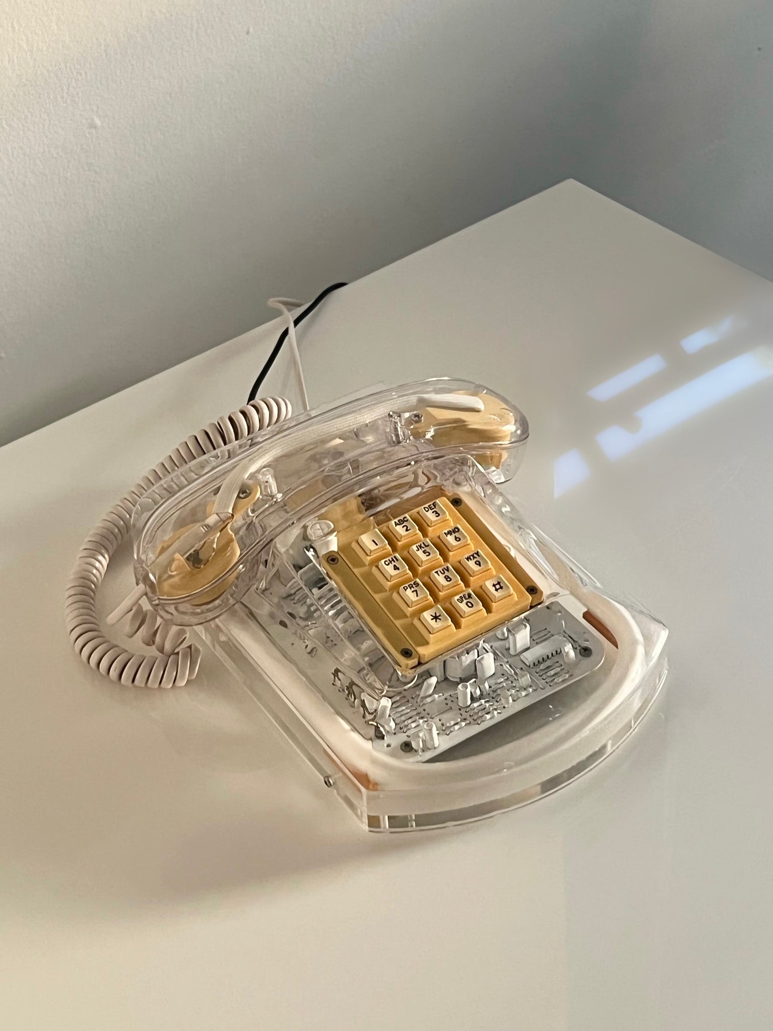 "Roxanne" Neon Telephone by Cicena