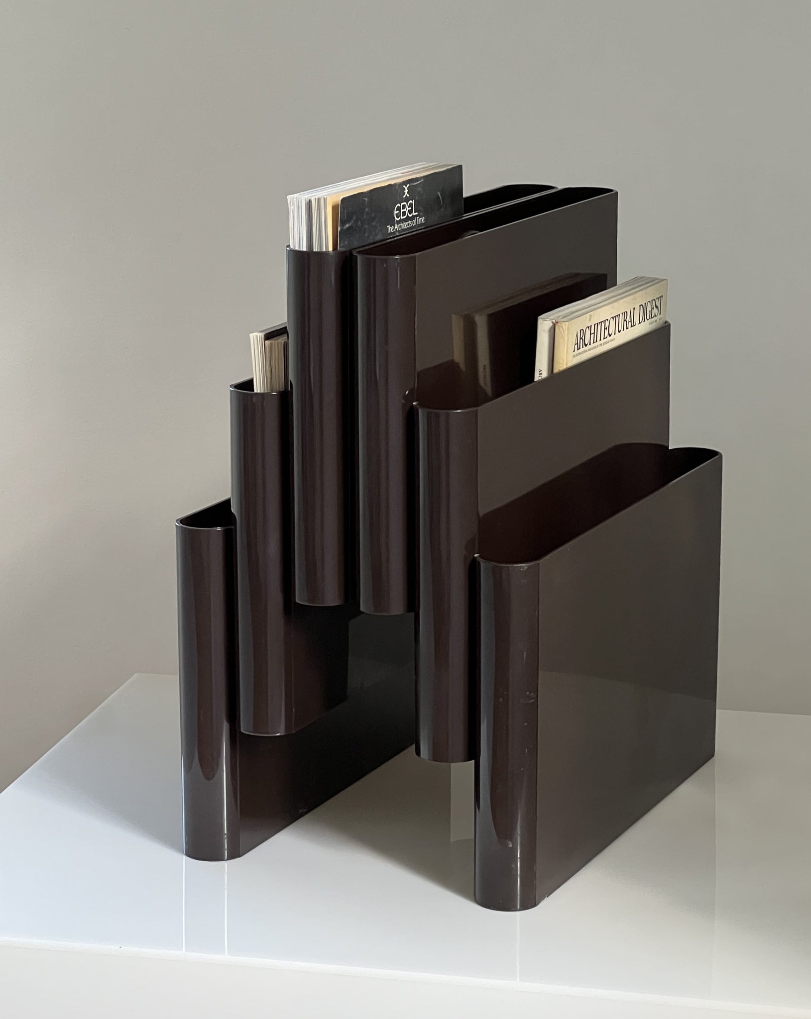 KARTELL MAGAZINE RACK BY GIOTTO STOPPINO