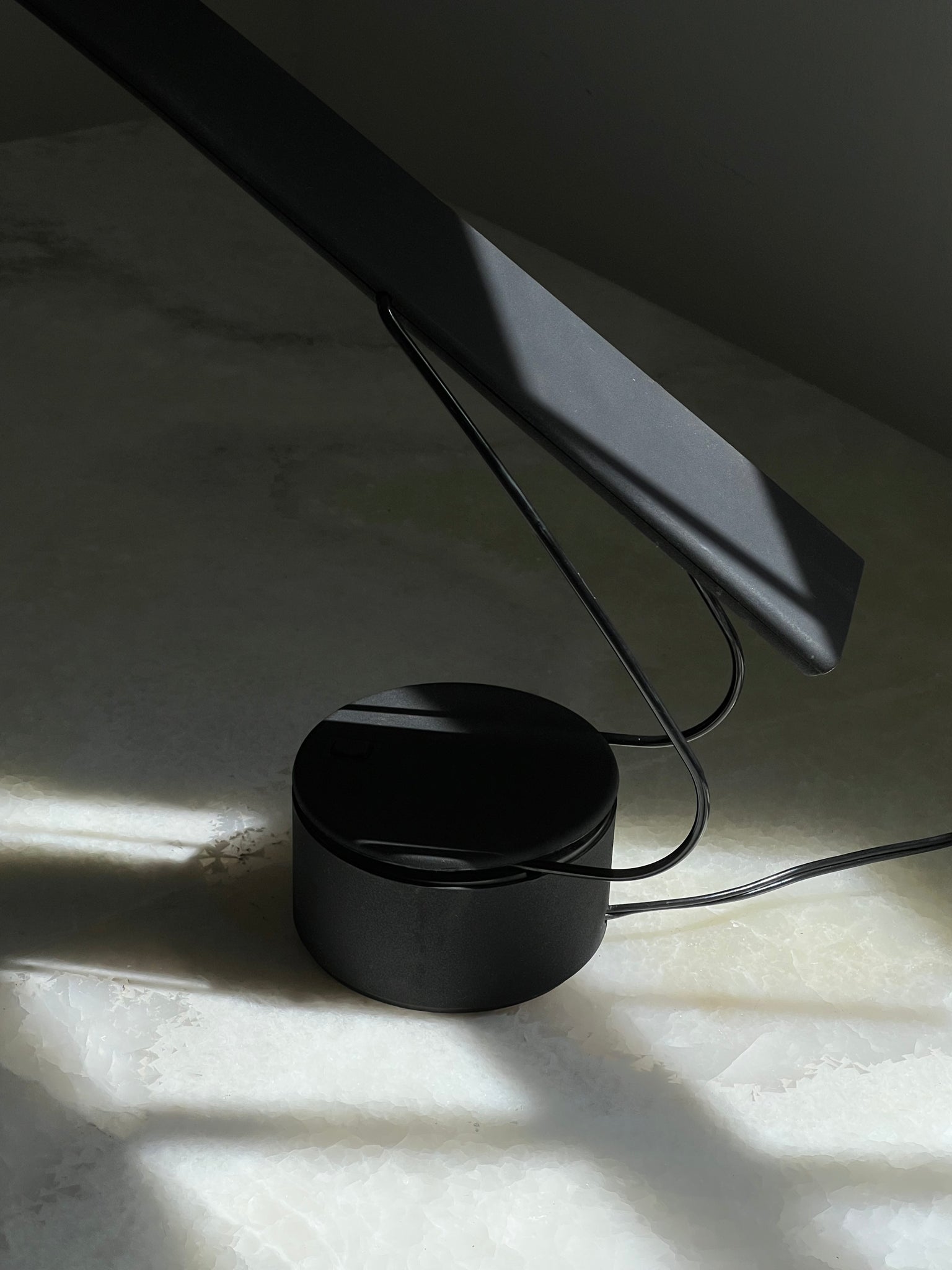 Dove desk lamp by Mario BARBAGLIA & MARCO COLOMBO FOR PAF STUDIOS