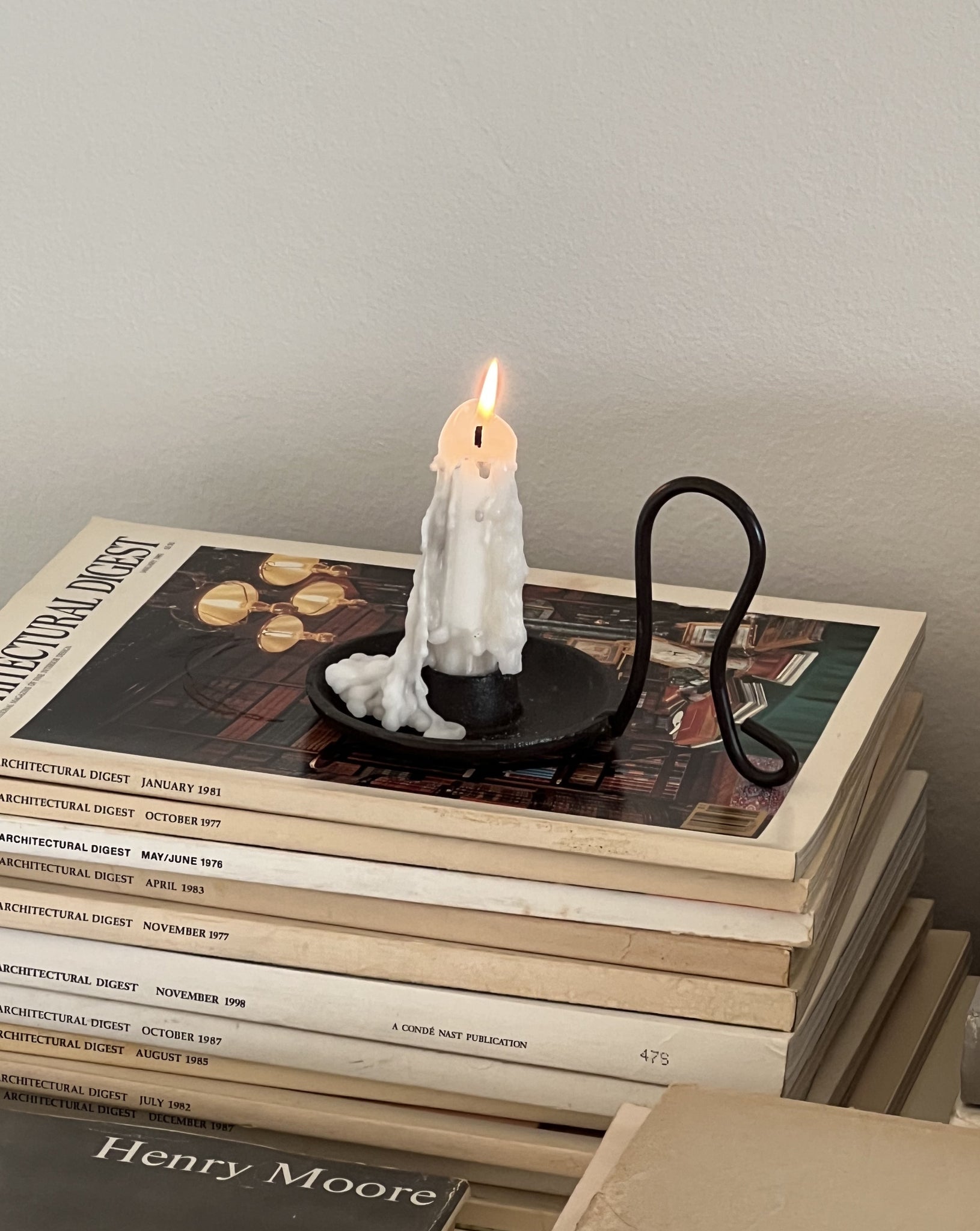 Iron candle holder