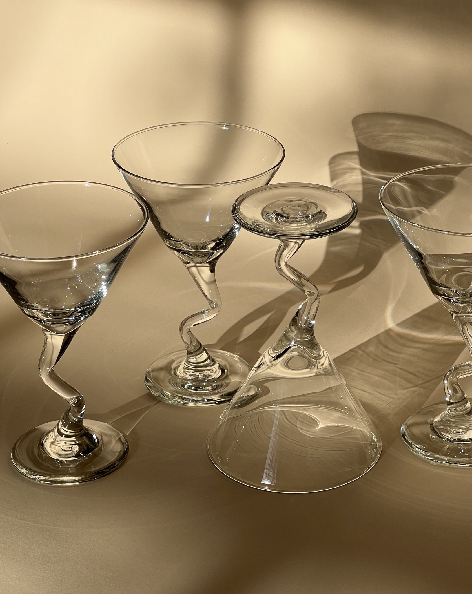 ZIG ZAG MARTINI GLASSES