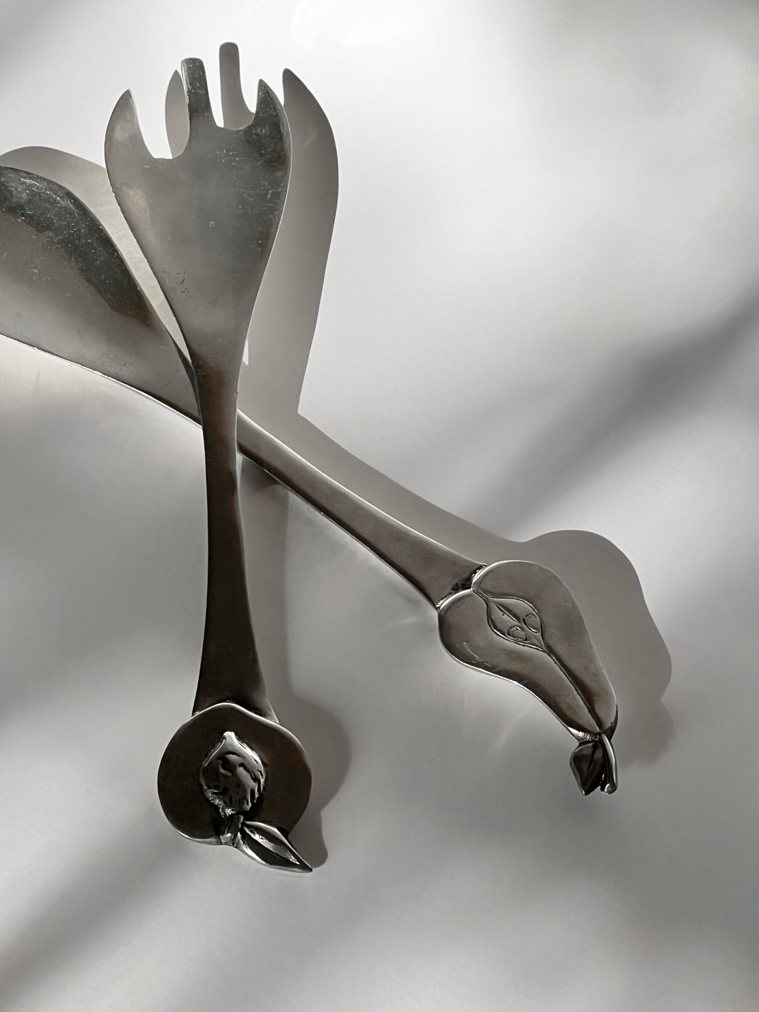 Fruit salad servers